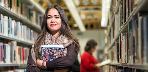 Student in library